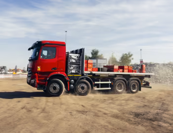 Mercedes-Benz eArocs 400 8×4 mit Wechselbrückenaufbau '2026