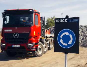 Mercedes-Benz eArocs 400 8×4 mit Wechselbrückenaufbau '2026