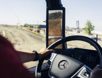 Interior Mercedes-Benz eArocs 400 8×4 mit Wechselbrückenaufbau '2026