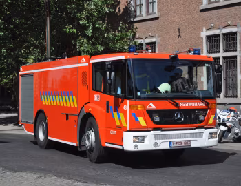 Mercedes-Benz Econic 1933 LL CCGC par Vanassche FFE (Br.957) '2009–14