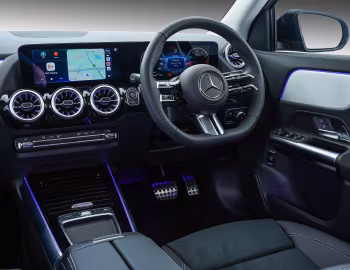 Interior Mercedes-Benz GLA 200 AMG Line "Night Edition" [South Africa] (H247) '2026