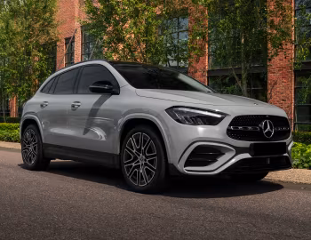 Mercedes-Benz GLA 200 AMG Line "Night Edition" [South Africa] (H247) '2026