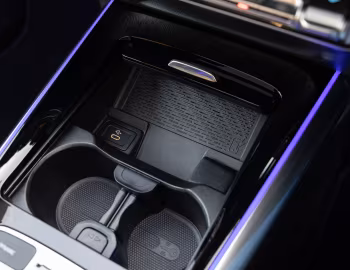 Interior Mercedes-Benz GLA 250 e [Australia] (H247) '2025–pr.