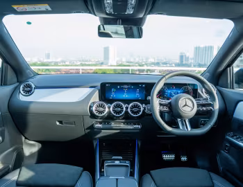 Panel frontal Mercedes-Benz GLA 250 AMG Line 4MATIC "Nightfall Edition" [Malaysia] (H247) '2026