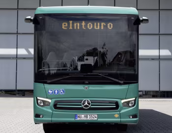 Mercedes-Benz eIntouro '2025–pr.