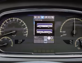 Tableau de bord Mercedes-Benz eIntouro M '2025–pr.