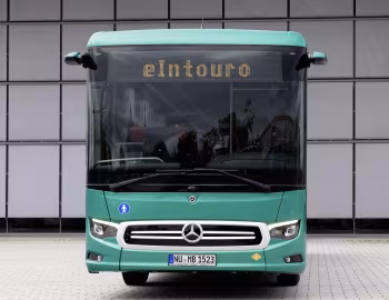 Mercedes-Benz eIntouro M '2025–pr.