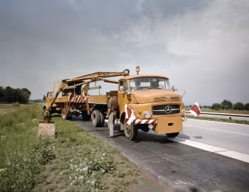 Mercedes-Benz LAK 322 Dreiseitenkipper (Br.322) '1959–63