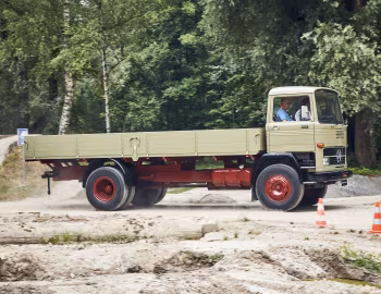 Mercedes-Benz LP 1519 Pritschenwagen (Br.360) '1970–76