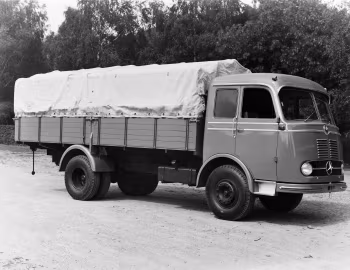 Mercedes-Benz LP 315 Pritschenwagen (Br. LP 304) '1955–57