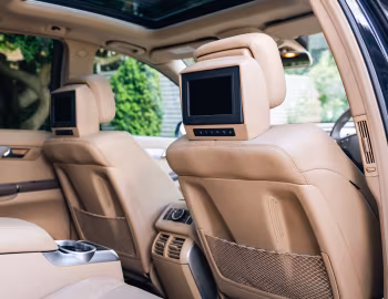 Interior Mercedes-Benz R 63 AMG [UK-spec] (W251) '2006–07
