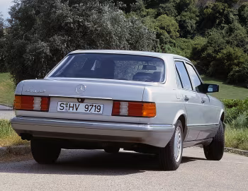 Mercedes-Benz 300 SE [EU-spec] (W126) '1985–91