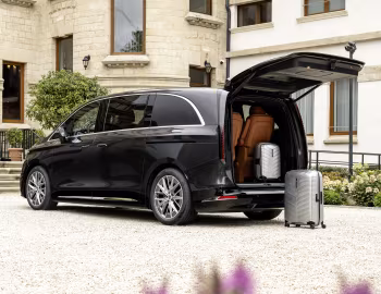 Mercedes-Benz VLE 300 AMG Line [Worldwide] '2026