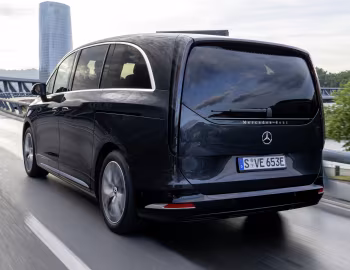 Mercedes-Benz VLE 300 AMG Line [Worldwide] '2026