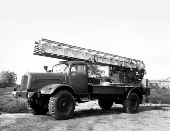 Mercedes-Benz LG 315/46 Feuerwehr-Drehleiter Metz DL 25 (304) '1958