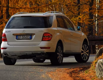Mercedes-Benz ML 350 BlueTec "Grand Edition" (W164) '2010–11