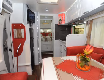 Interior 2010–13 Notin Orlando (Br.906) '2009–13