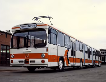 Mercedes-Benz O 305 G "O-Bahn" Doppelgelenkbus Versuchswagen (Br.307) '1981