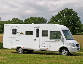 Pilote Explorateur G733 (Br.906) '2007–09