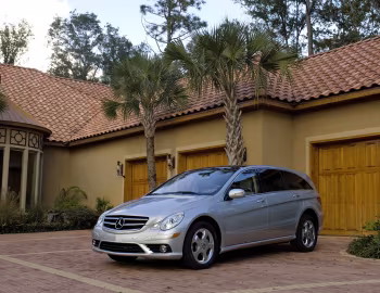2009–10 Mercedes-Benz R 320 BlueTec [North America] (W251) '2008–10