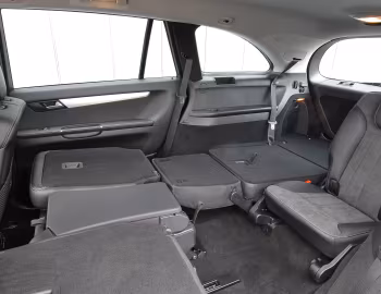 Interior Mercedes-Benz R 320 CDI 4MATIC AMG Sports Package [UK-spec] (W251) '2006–10
