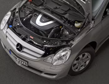 Bajo el capó Mercedes-Benz R 350 [Worldwide] (V251) '2005–10
