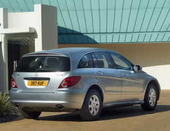 Mercedes-Benz R 350 4MATIC [UK-spec] (V251) '2006–10