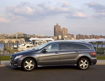 2011–13 Mercedes-Benz R 350 4MATIC [North America] (W251) '2010–13