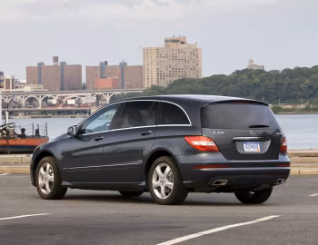2011–13 Mercedes-Benz R 350 4MATIC [North America] (W251) '2010–13