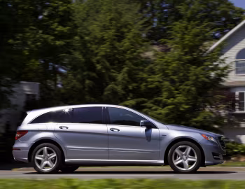2011–13 Mercedes-Benz R 350 BlueTec [North America] (W251) '2010–13