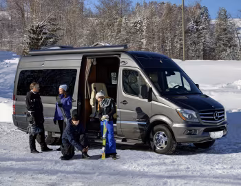 2015–20 Roadtrek CS Adventurous (Br.906) '2014–20
