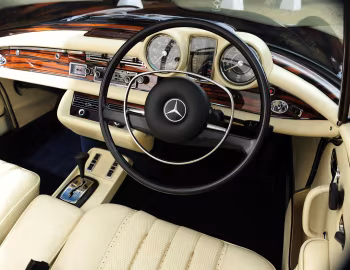 Panel frontal Mercedes-Benz 280 SE 3.5 Cabriolet [UK-spec] (W111) '11.1969–07.1971