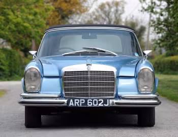 Mercedes-Benz 280 SE 3.5 Cabriolet [UK-spec] (W111) '11.1969–07.1971