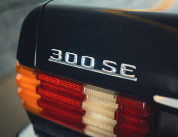 Mercedes-Benz 300 SE [Japan] (W126) '1991