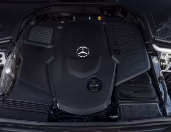 Bajo el capó Mercedes-Benz S 350 d lang AMG Line [UK-spec] (V223) '2021–pr.