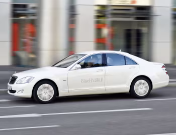 Mercedes-Benz S 400 BlueHybrid [Worldwide] (W221) '2008–09