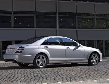 Mercedes-Benz S 500 AMG Sports Package [Worldwide] (W221) '06.2005–05.2009
