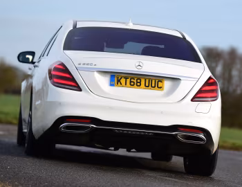 Mercedes-Benz S 560 e Lang AMG Line [UK-spec] (V222) '2017–20