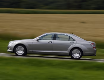 Mercedes-Benz S 600 [Worldwide] (W221) '12.2005–05.2009