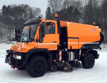 Mercedes-Benz Unimog U500 mit Schmidt SK 502 Kehr-Saug-Aufbau (Br.405) '2000–13