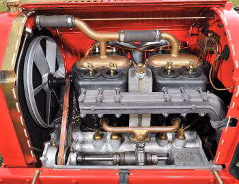 Bajo el capó Mercedes Simplex 60 HP Speedster Tribute '1905