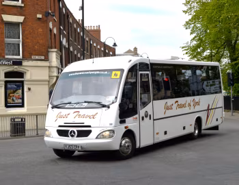 Mercedes-Benz Vario O 815 D Sitcar Beluga [UK-spec] (C33F) '07.2002–04.2005