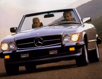 1986–89 Mercedes-Benz 560 SL [North America] (Bm.107.048) '1985–89