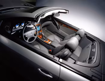 Interior Mercedes-Benz SL 500 (R230) '2005–08