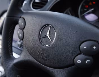 Interior Mercedes-Benz SL 500 Sports Package [UK-spec] (R230) '2005–08