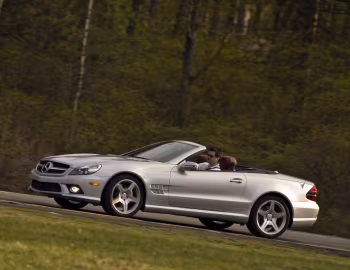 2009–11 Mercedes-Benz SL 550 [US-spec] (R230) '2008–11
