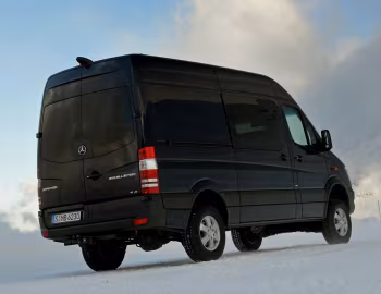 Mercedes-Benz Sprinter 319 BlueTEC 4×4 LH2 Van (Br.906) '2013–18