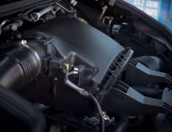 Bajo el capó Mercedes-Benz Sprinter 319 CDI Tourer [Worldwide] '2018–pr.