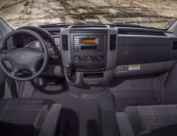Interior 2017–18 Mercedes-Benz Sprinter Worker [North America] (W906) '2016–18