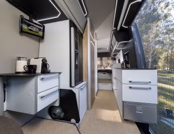 Interior Trakka Jabiru J2 (Br.907) '2018–pr.